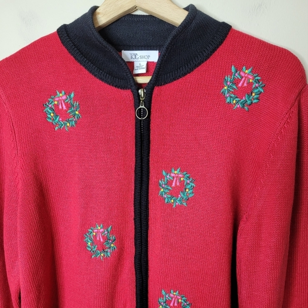 The Tog Shop Red Holiday Cardigan Sweater Embroidered Wreaths Full Zip Size L - Picture 3 of 9